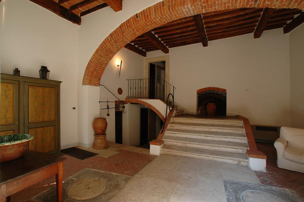 מלון רפולאנו טרמה Palazzo Bizzarri מראה חיצוני תמונה