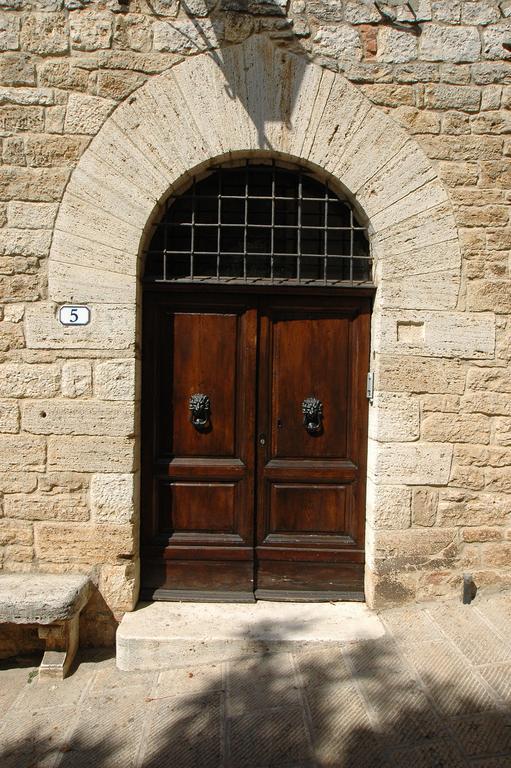 מלון רפולאנו טרמה Palazzo Bizzarri מראה חיצוני תמונה