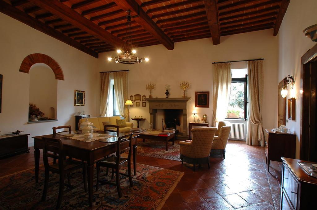מלון רפולאנו טרמה Palazzo Bizzarri מראה חיצוני תמונה